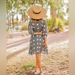 NWOT ✨ ivy city daisy dress